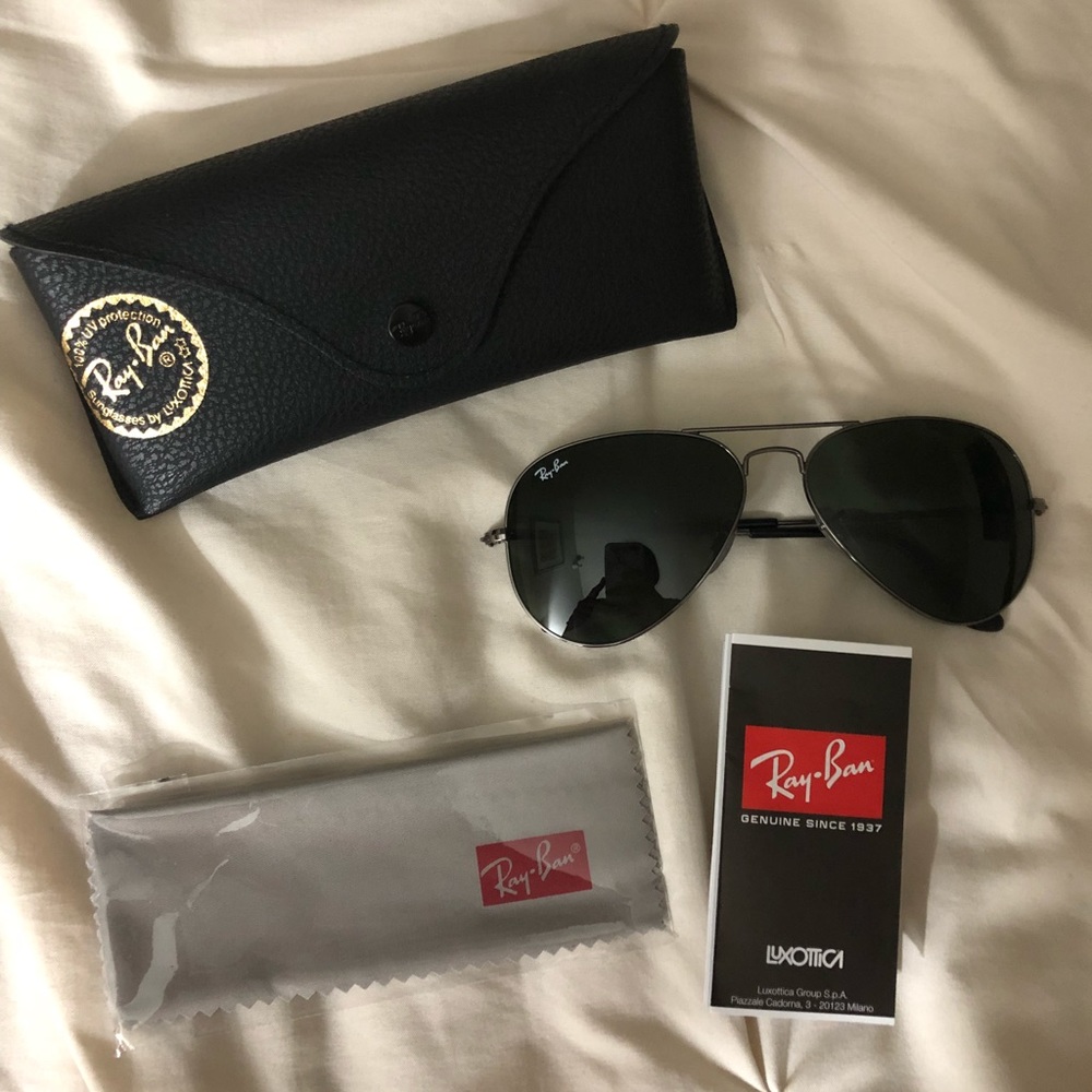Ray ban aviators! Brand new never worn